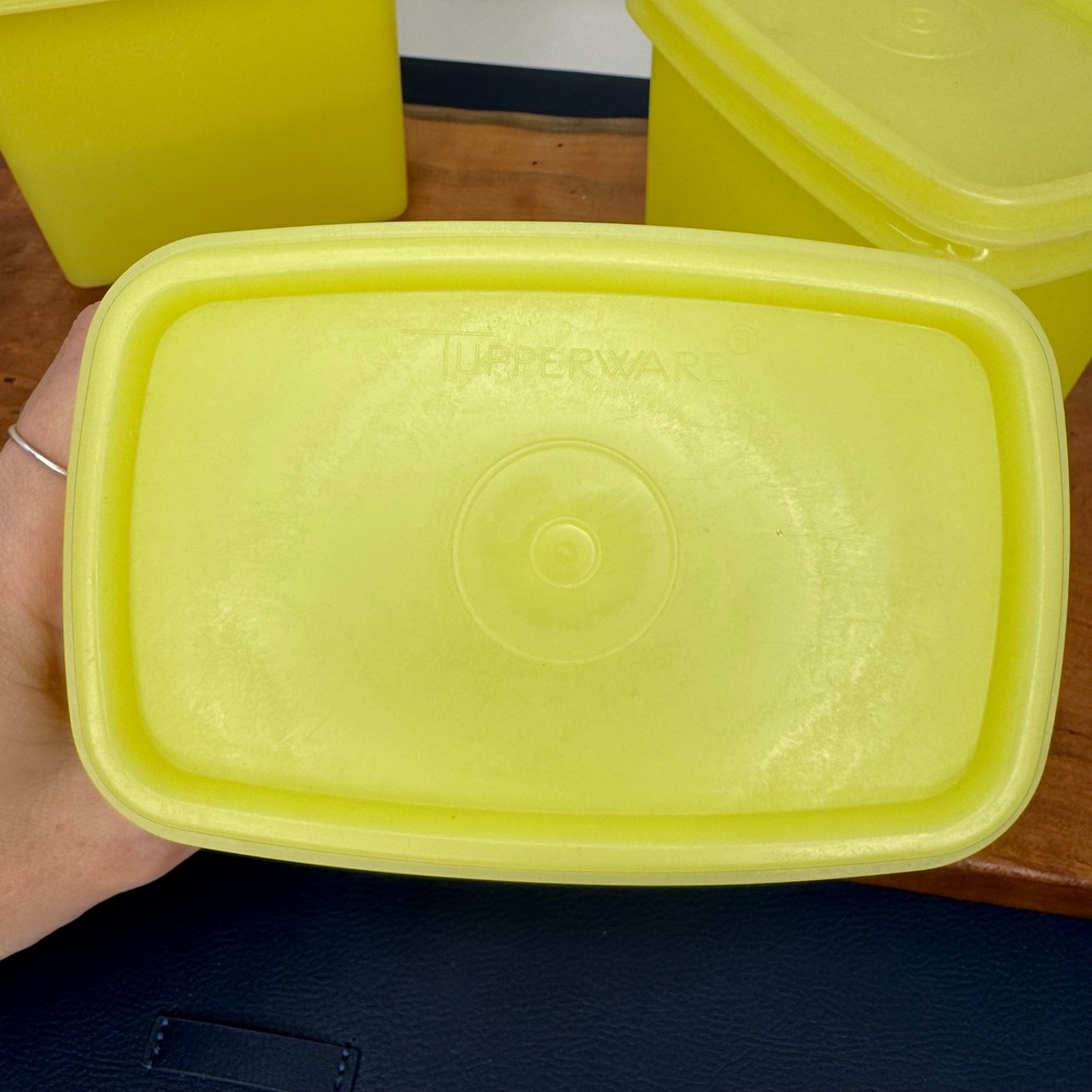 Vintage Tupperware Yellow Shelf Saver Canisters & Lids 1243 & 1244 Set of 6 - Picture 3 of 6